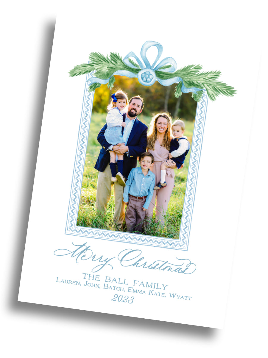 Intaglio Garland Christmas Family Card